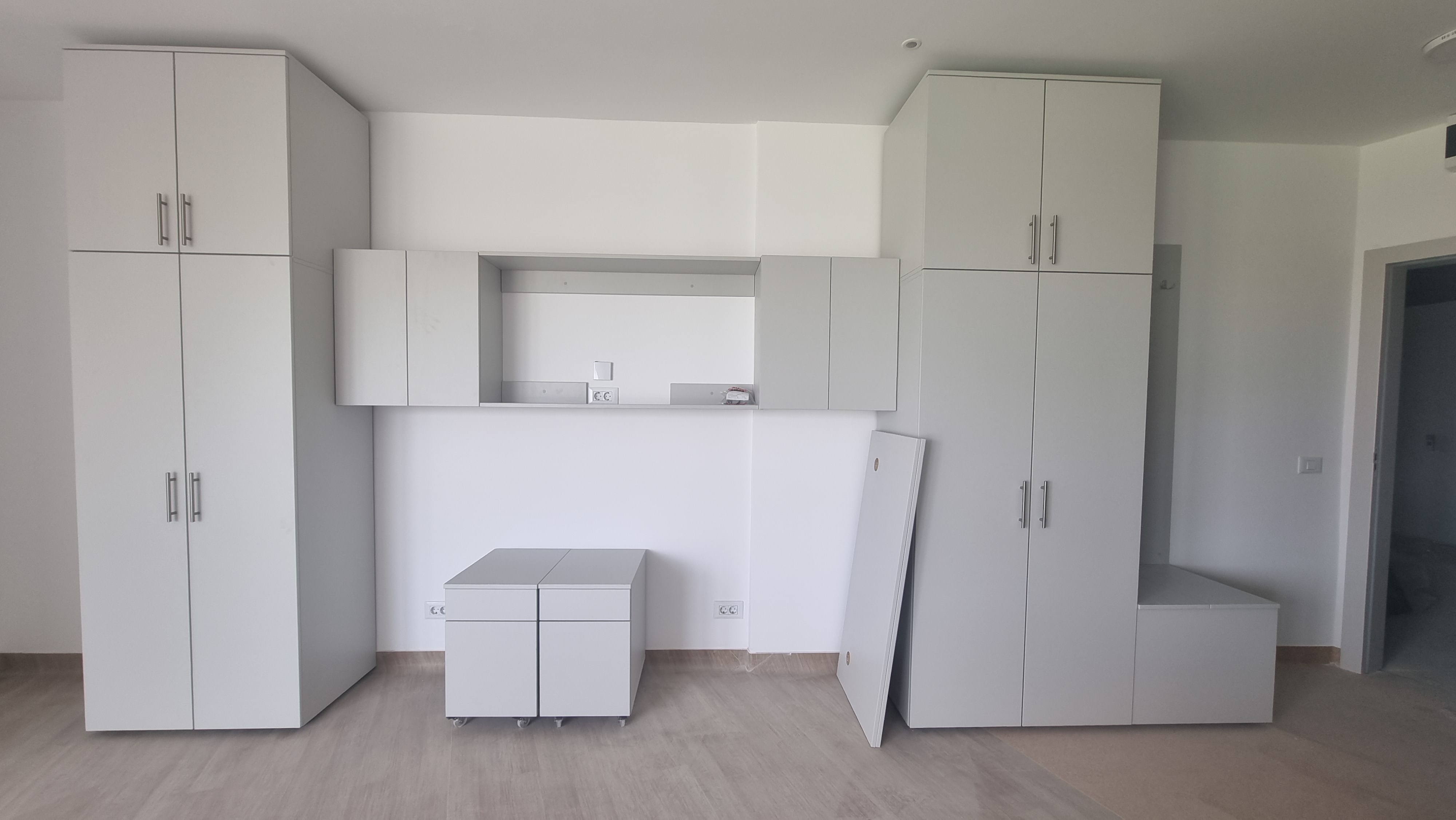 Montaj mobilă living Timișoara